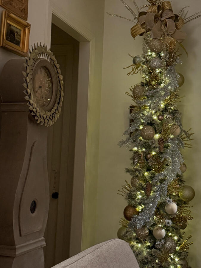 Warm and inviting holiday glow!